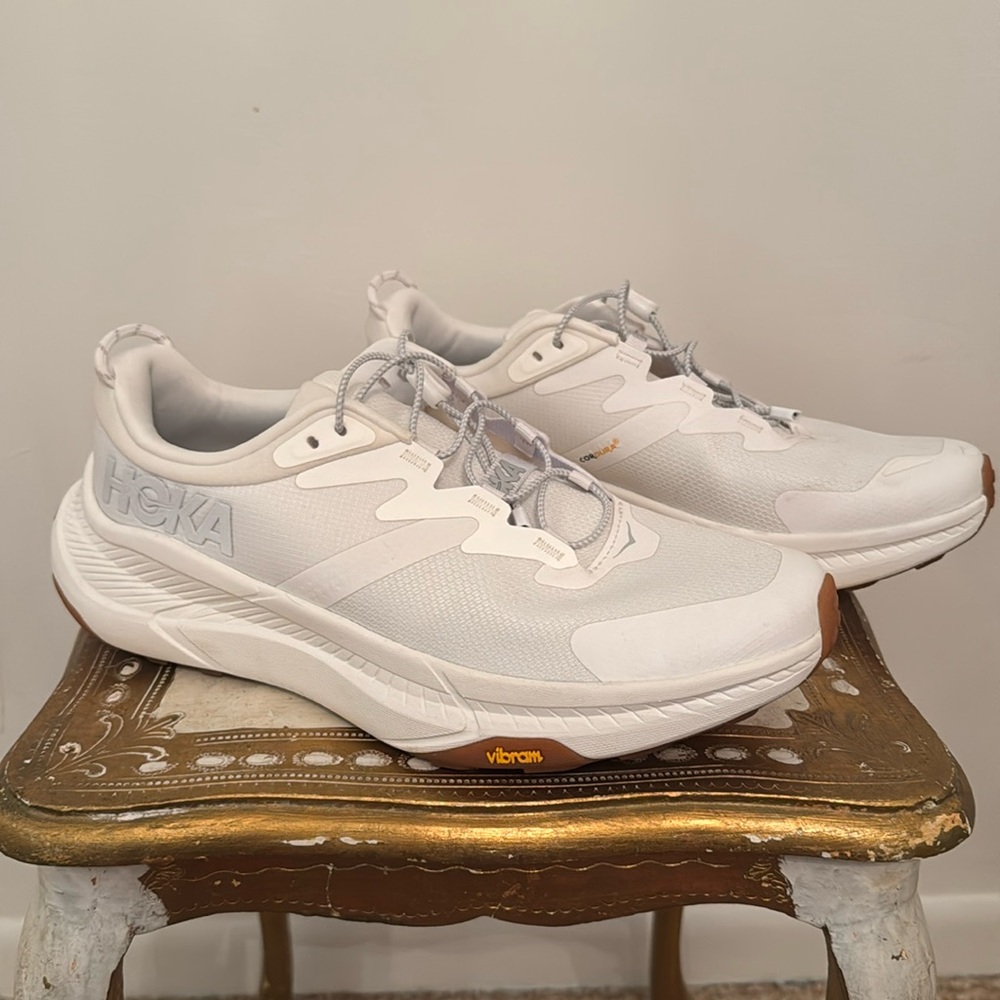 HOKA® Transport Sneakers in White with Vibram Gum Sole Size 9.5 *never worn